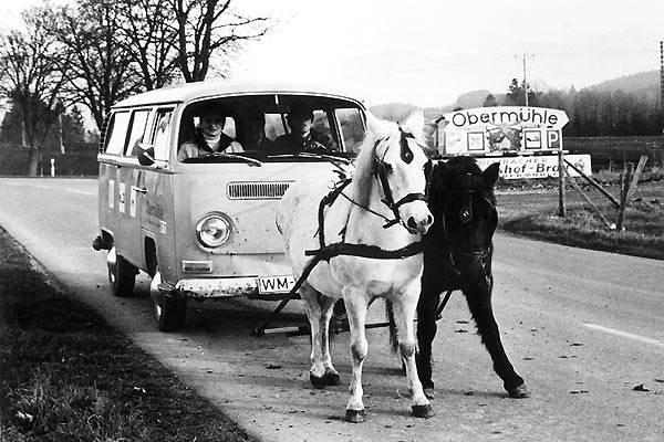 Volkswagen bus 2 hp